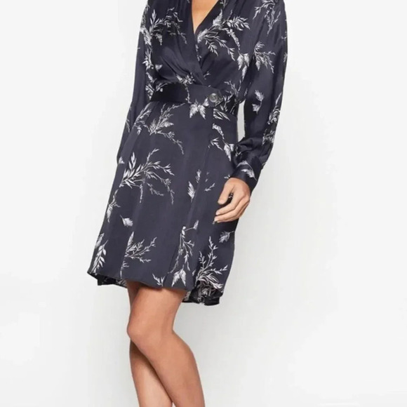 Equipment Femme Fanetta Wrap Mini Dress Silk Black Floral NWT New Size 10 - Picture 16 of 16